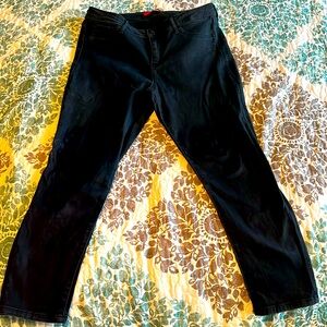 Black capri jeans super skinny